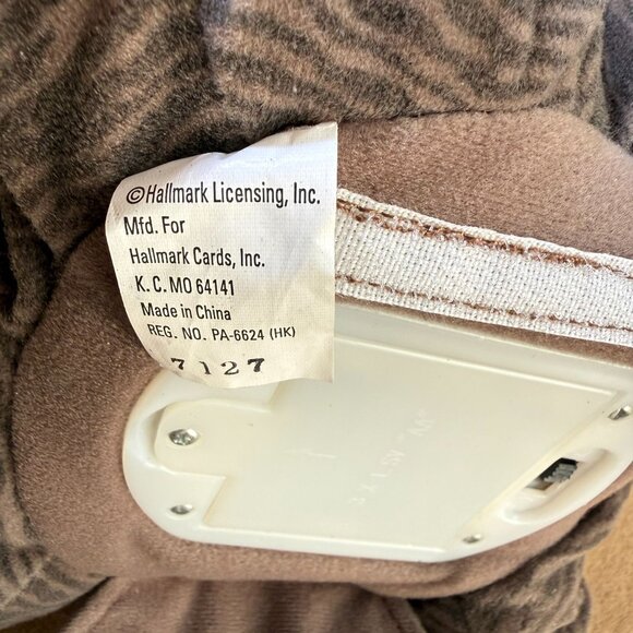 Hallmark Spooky Tree Plush Owls Halloween Decor Vintage - Picture 5 of 9